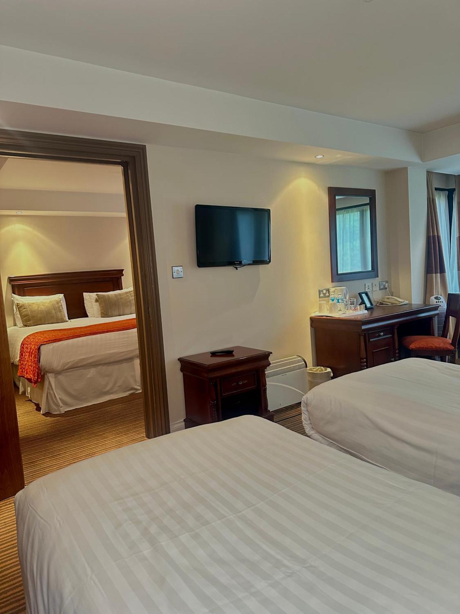 The Casa Hotel, Sure Hotel Collection By Best Western Yateley Eksteriør bilde