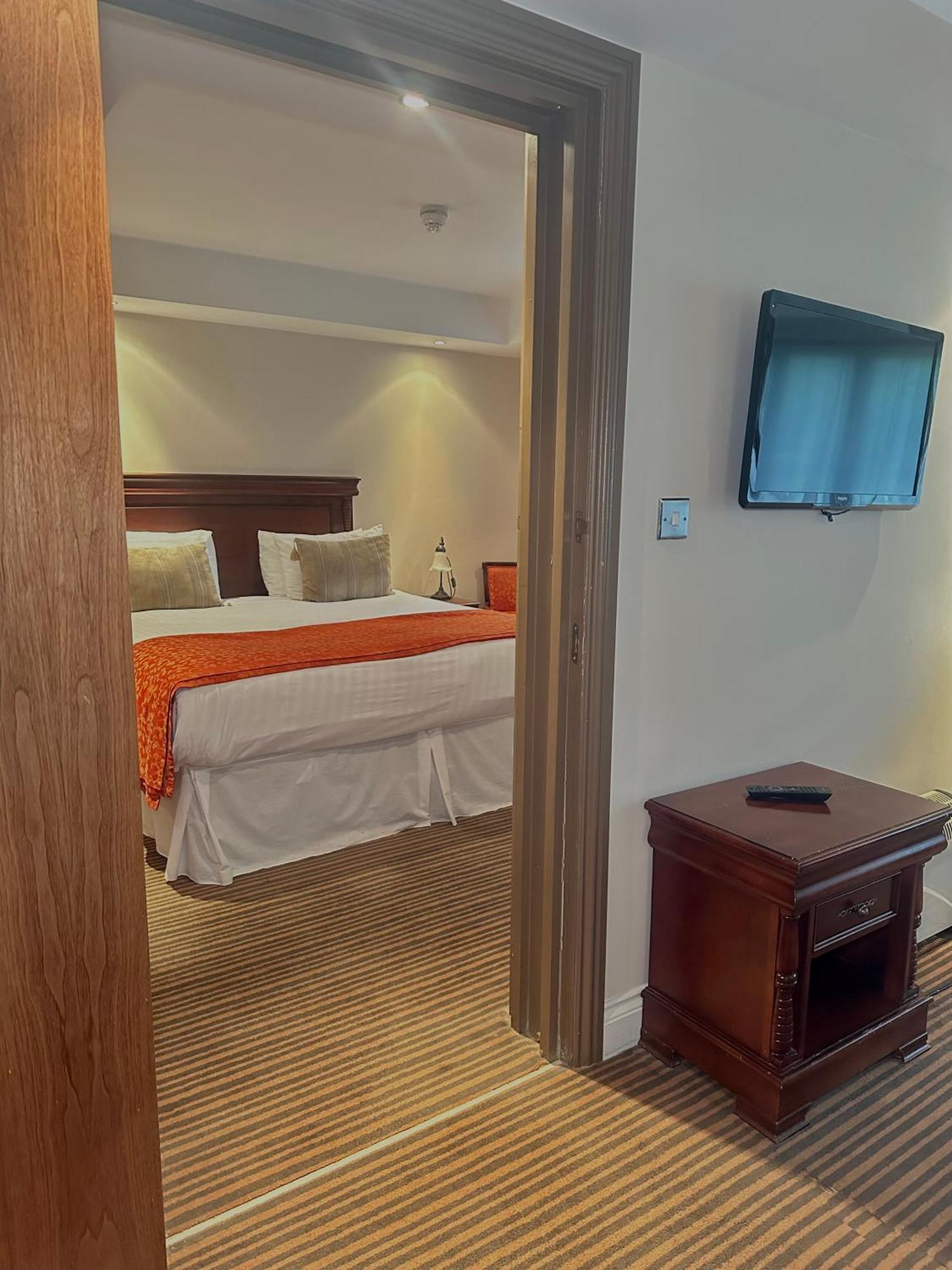 The Casa Hotel, Sure Hotel Collection By Best Western Yateley Eksteriør bilde