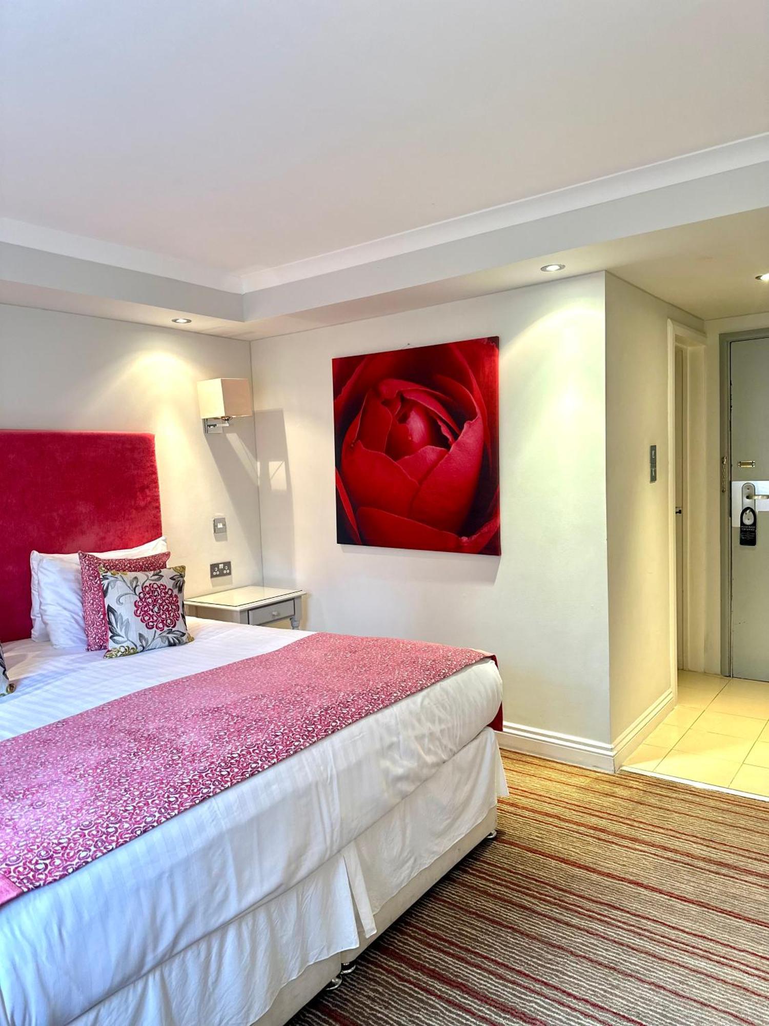 The Casa Hotel, Sure Hotel Collection By Best Western Yateley Eksteriør bilde