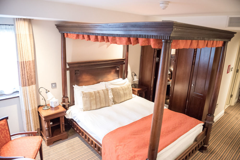 The Casa Hotel, Sure Hotel Collection By Best Western Yateley Eksteriør bilde